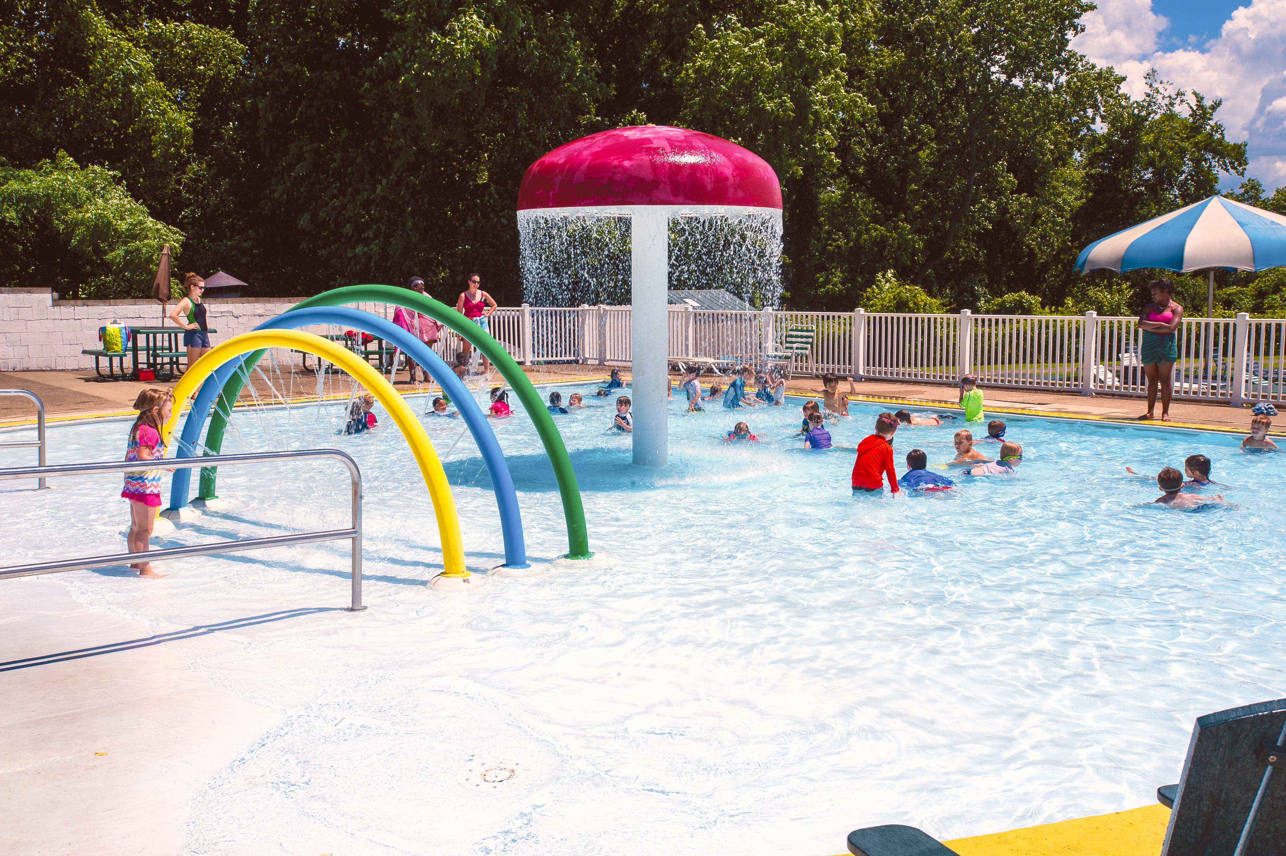 family park good baby pool RGB